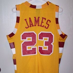 NBA Cleveland Cavaliers Jersey - JAMES #23